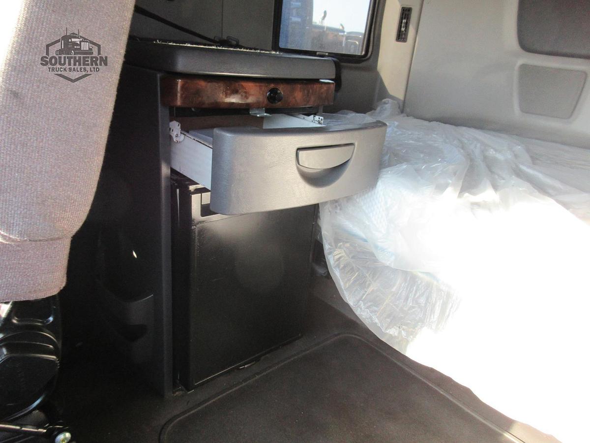 Used 2021 INTERNATIONAL LT