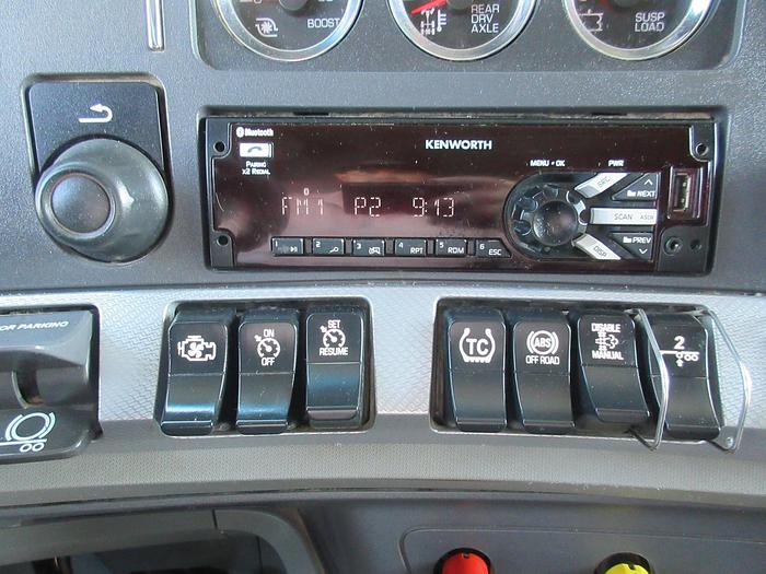 Used 2021 KENWORTH T880