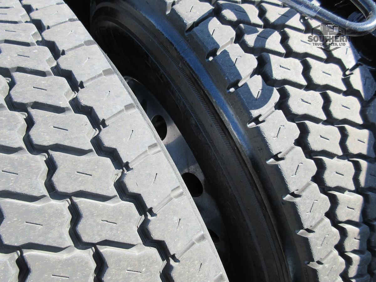 Used 2018 FREIGHTLINER CASCADIA 113