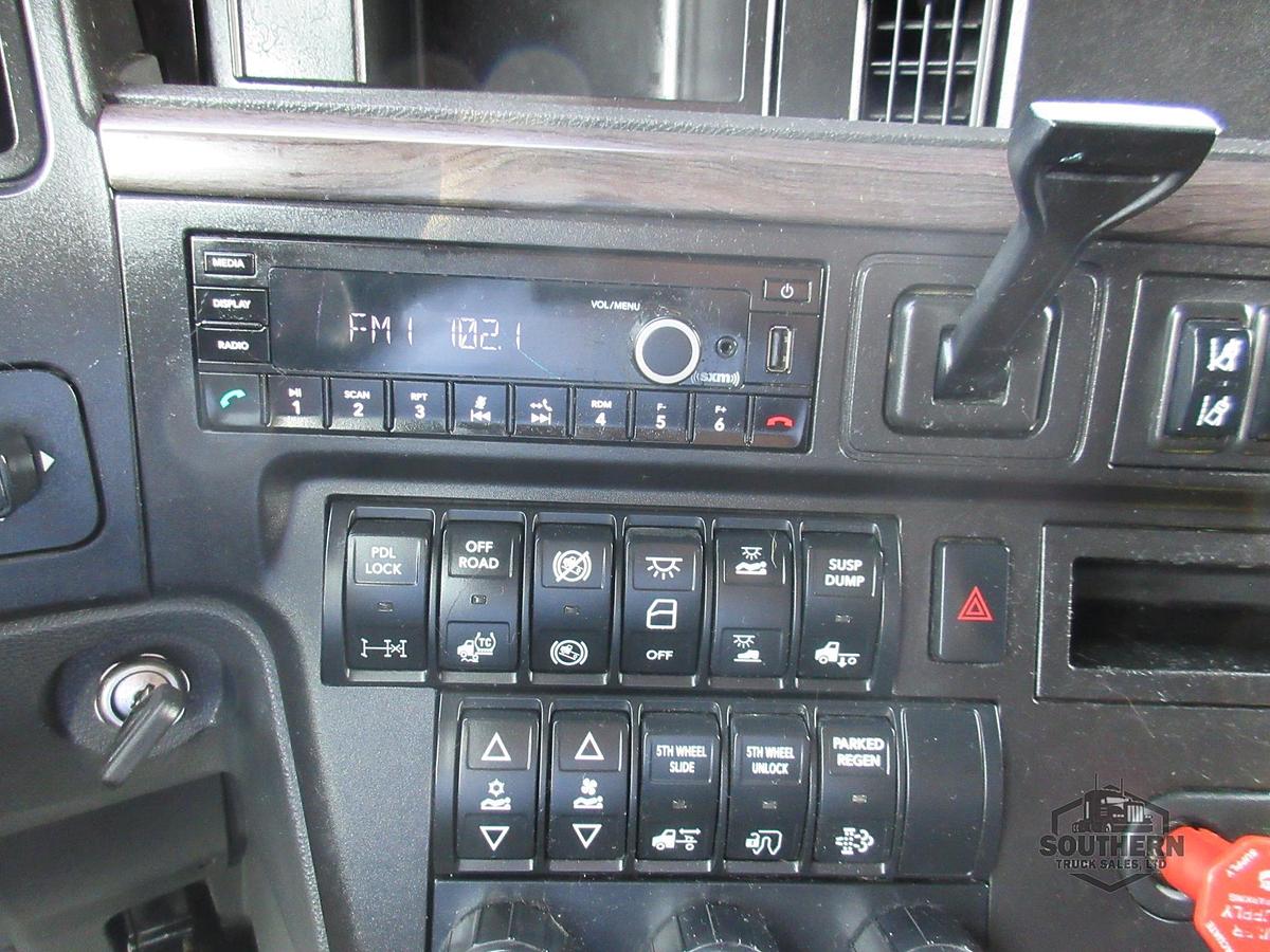 Used 2023 INTERNATIONAL LT
