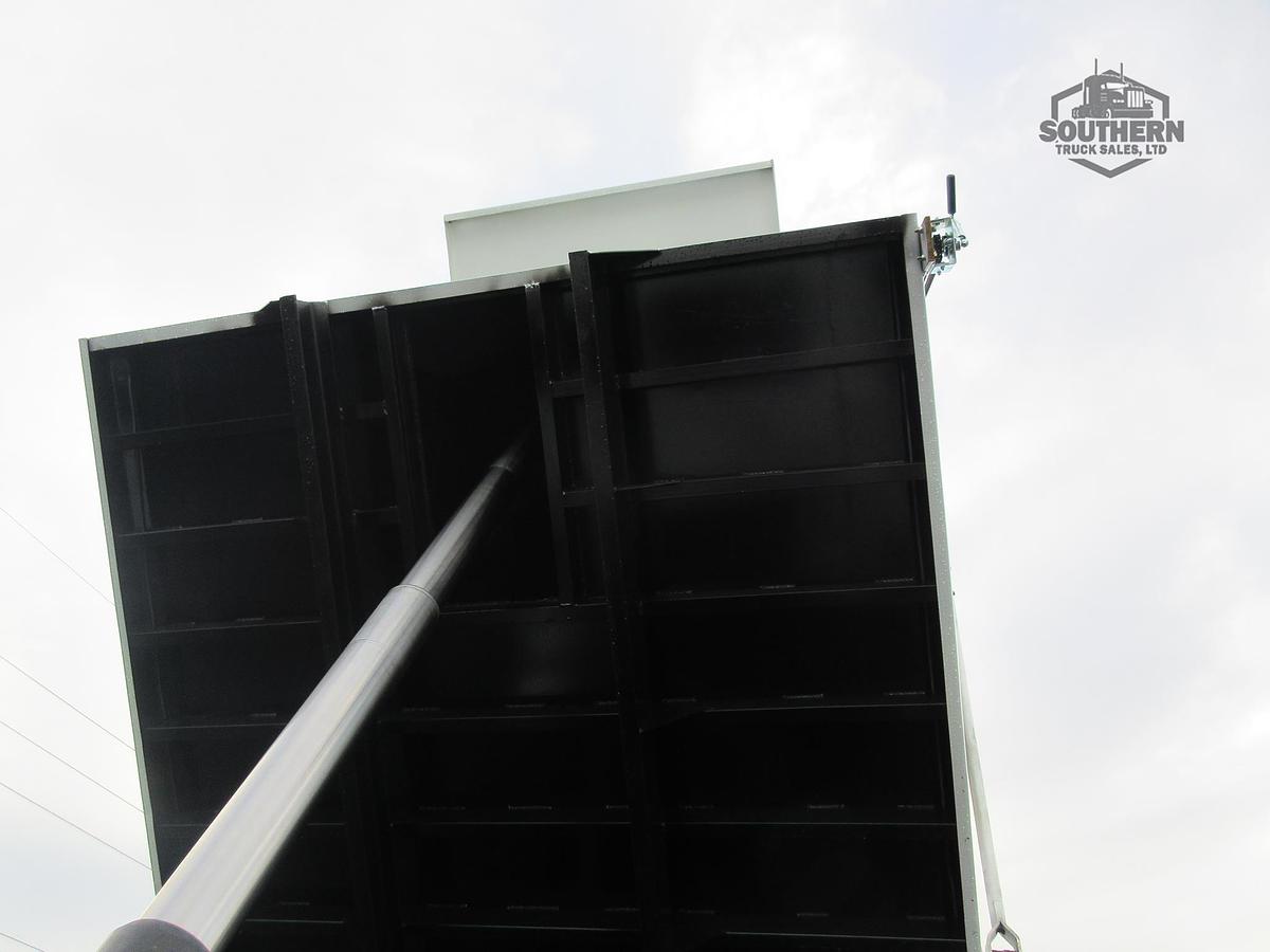 Used 2020 FREIGHTLINER CASCADIA 125