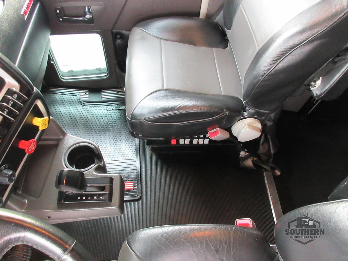 Used 2023 KENWORTH W900L