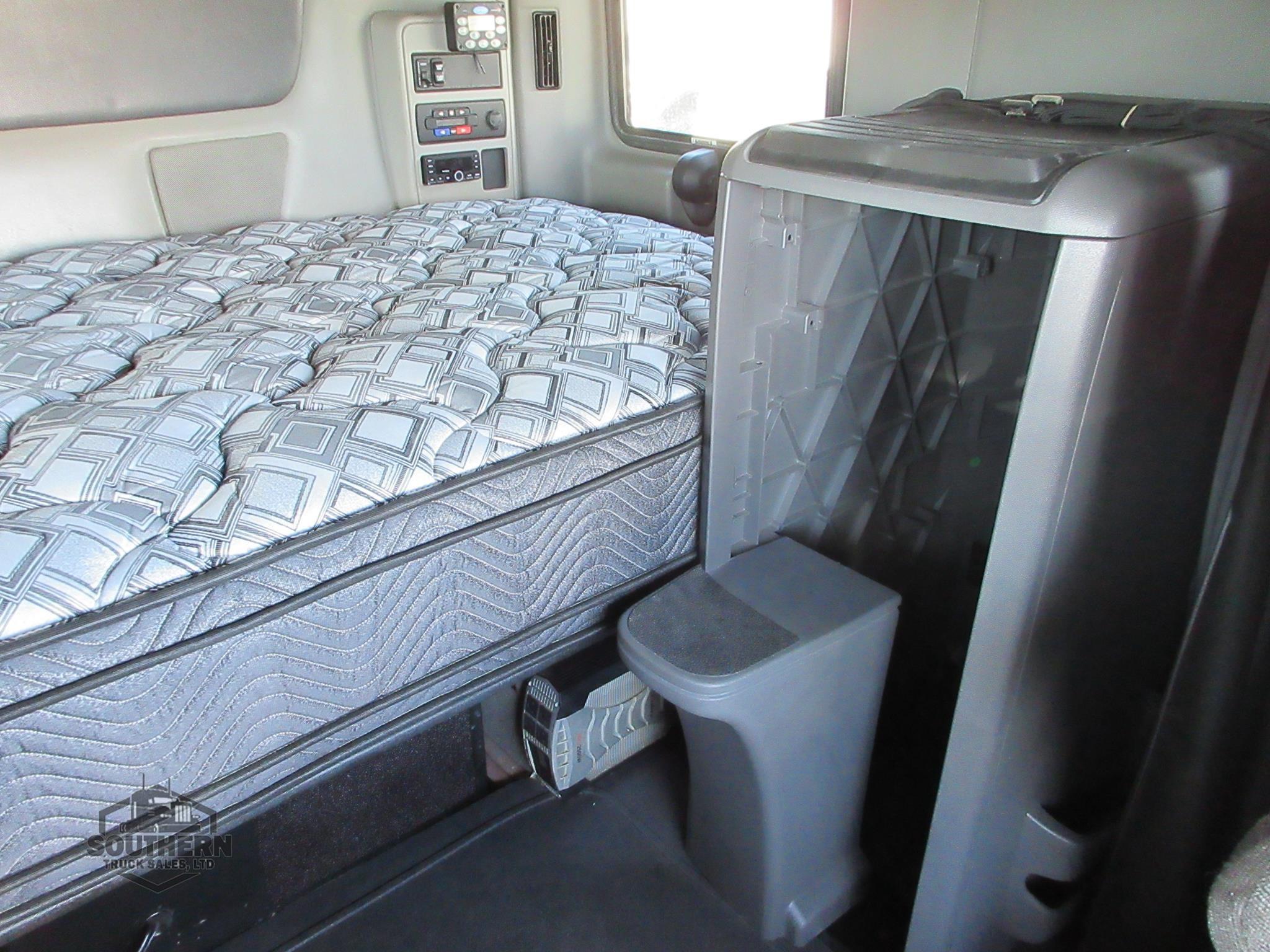 Used 2023 INTERNATIONAL LT