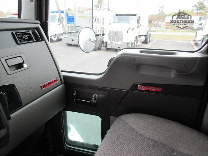 Used 2021 KENWORTH T270