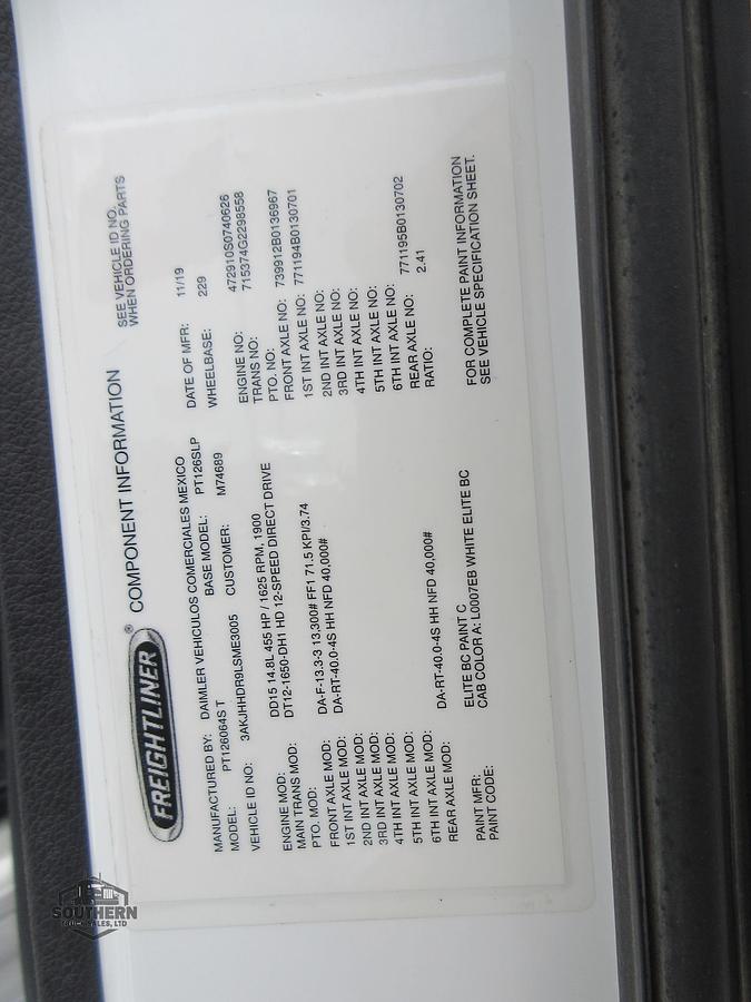 Used 2020 FREIGHTLINER CASCADIA 126