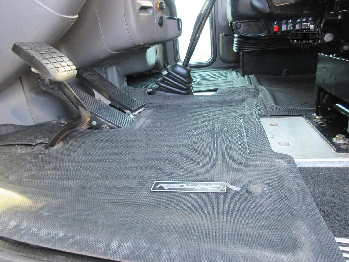 Used 2019 PETERBILT 389