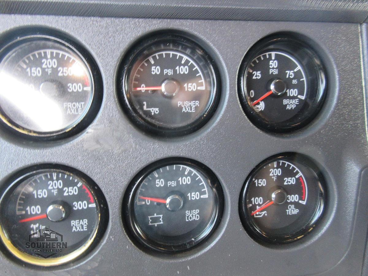 Used 2020 PETERBILT 567