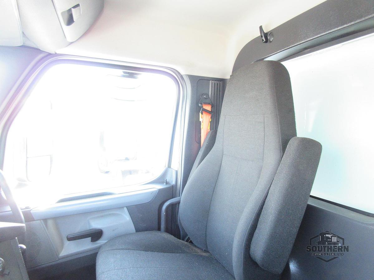 Used 2019 FREIGHTLINER CASCADIA 126