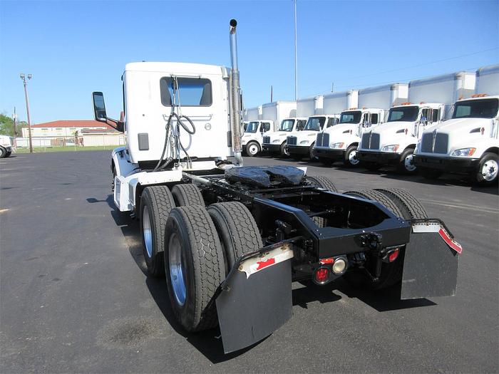 Used 2017 PETERBILT 579