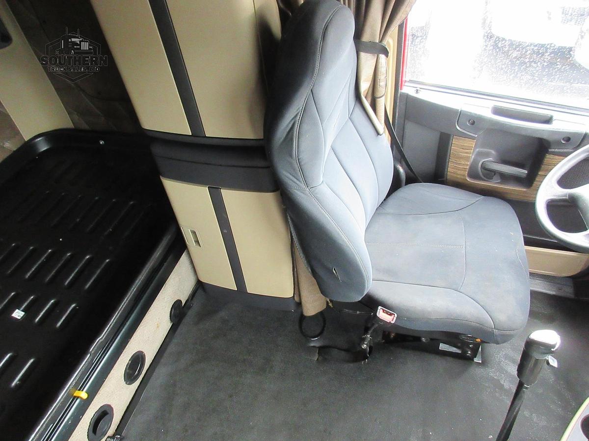 Used 2021 FREIGHTLINER CORONADO 122 SD