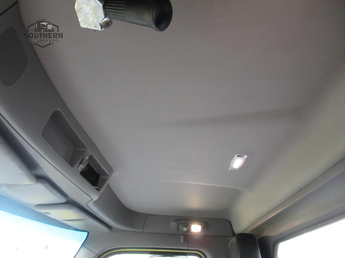 Used 2020 PETERBILT 567