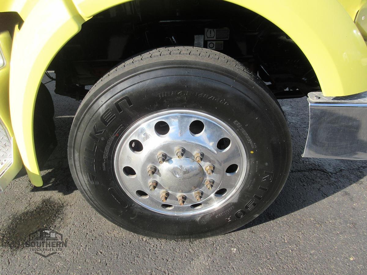 Used 2020 PETERBILT 567