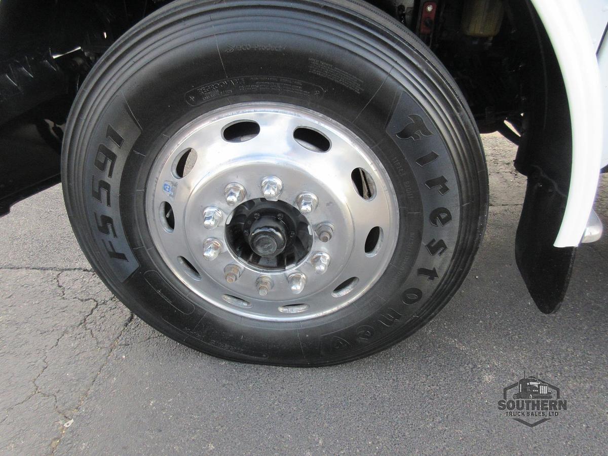 Used 2016 PETERBILT 389