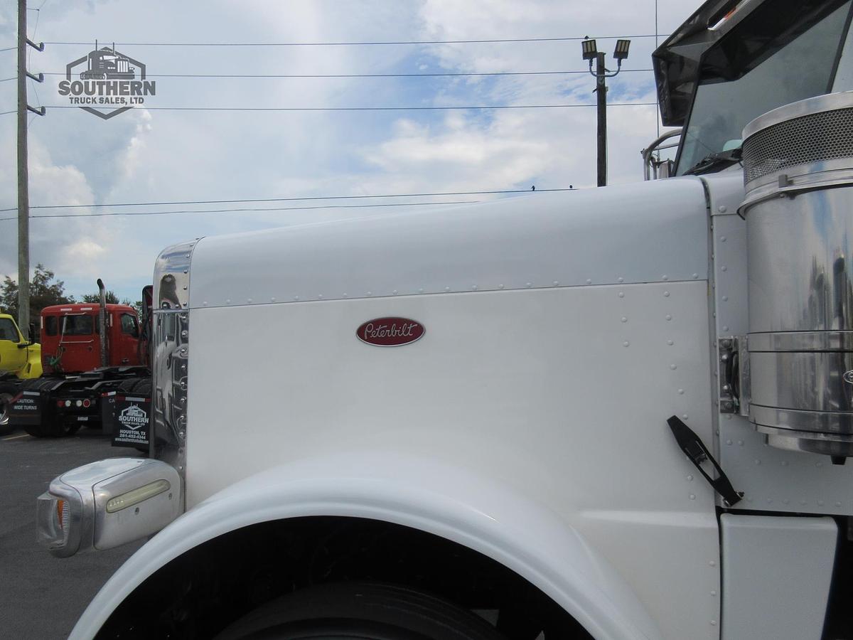 Used 2018 PETERBILT 389