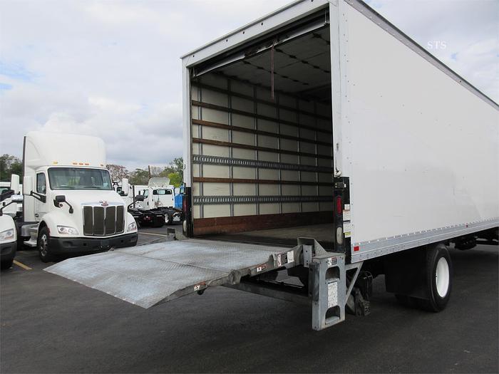 Used 2019 FREIGHTLINER BUSINESS CLASS M2 106