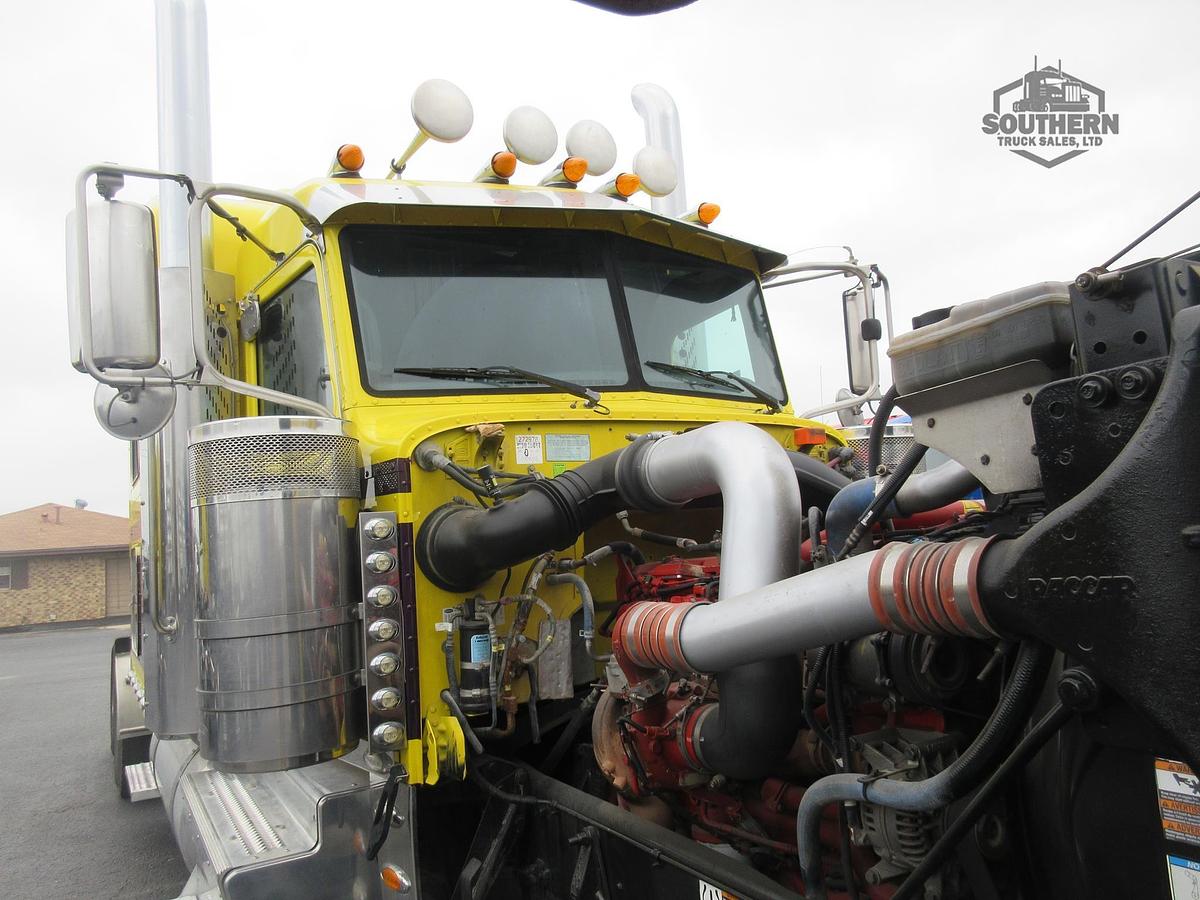 Used 2019 PETERBILT 389