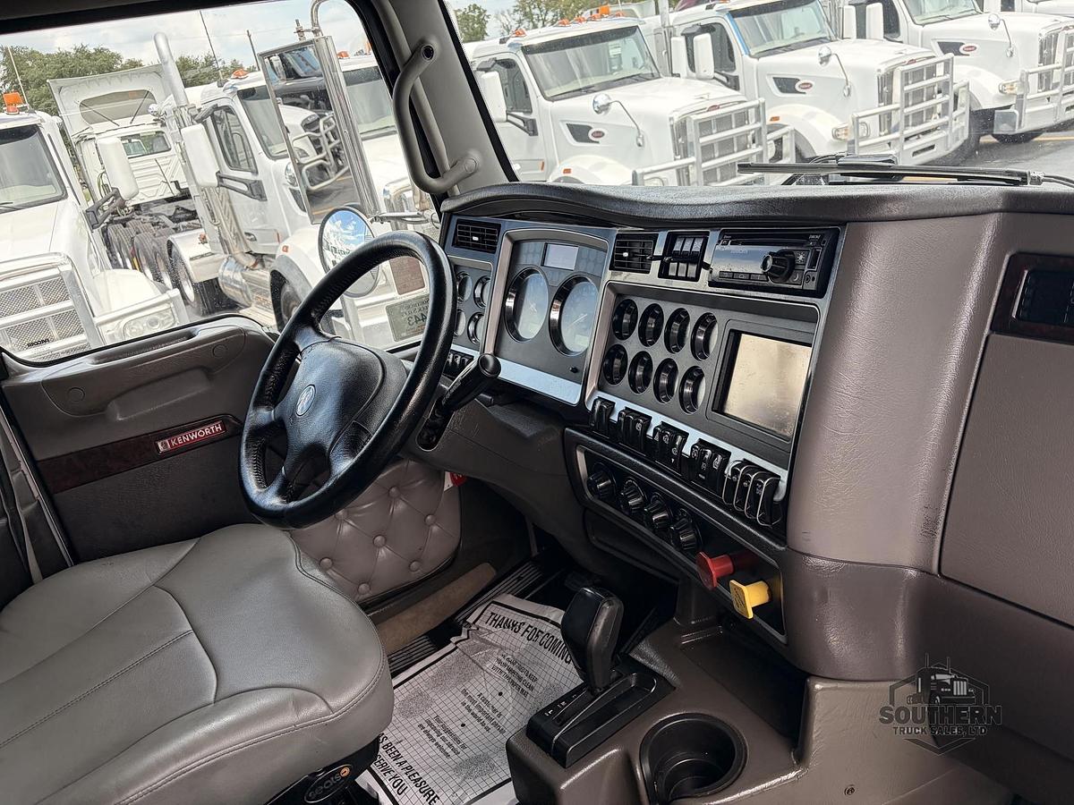 Used 2019 KENWORTH T800