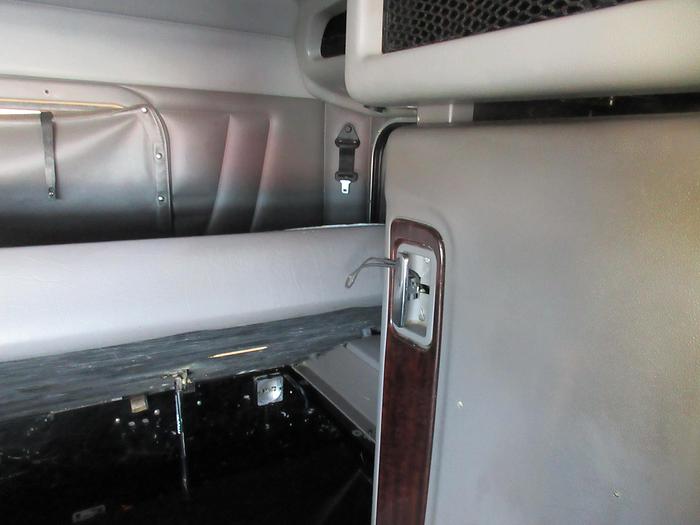 Used 2019 PETERBILT 389