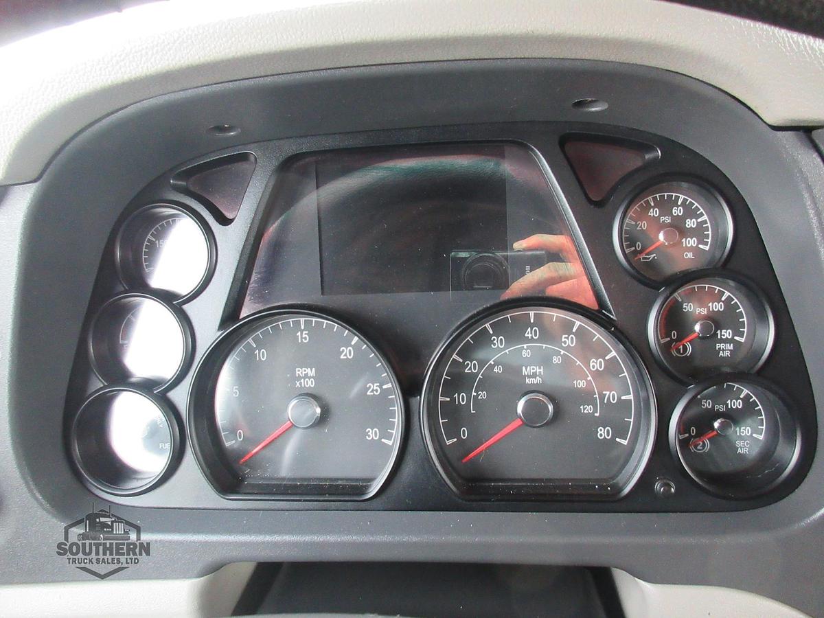 Used 2020 PETERBILT 567