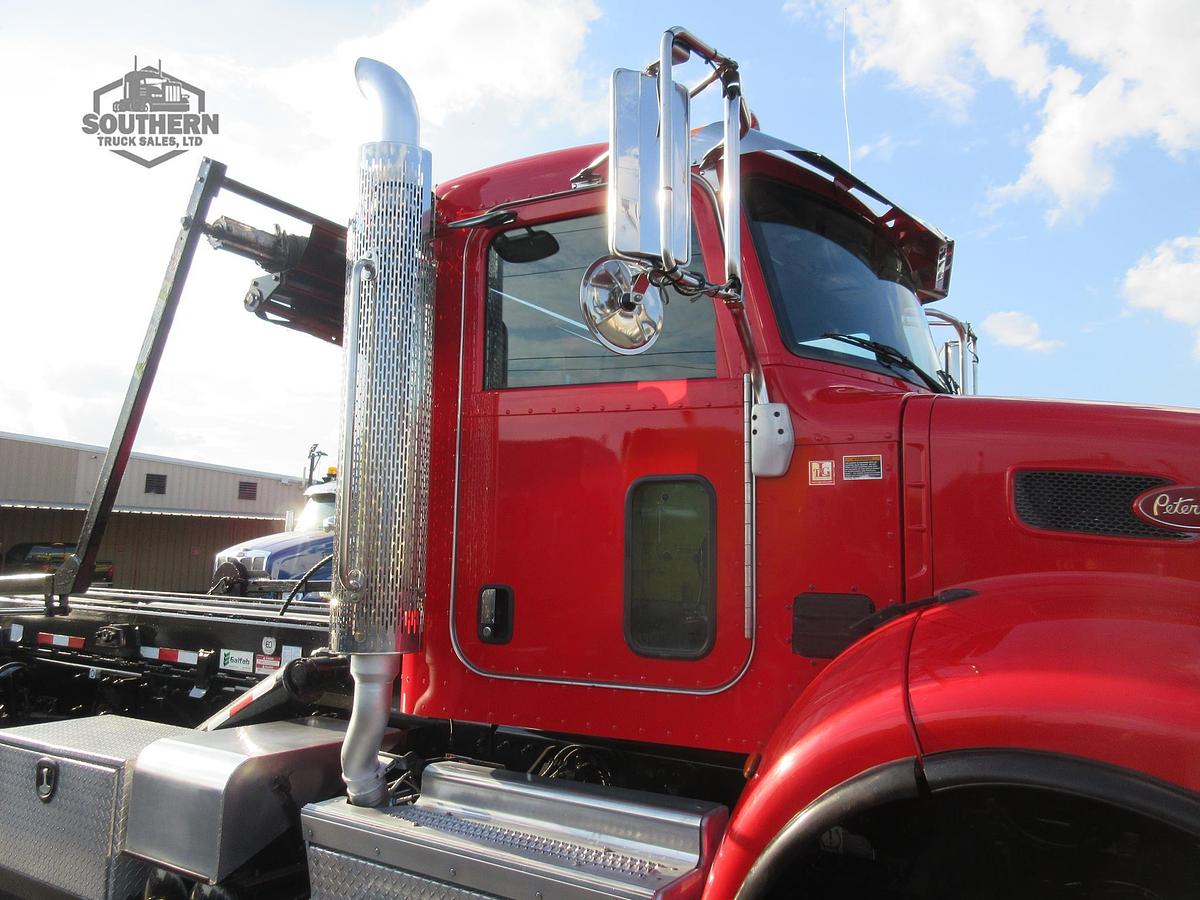 Used 2019 PETERBILT 348