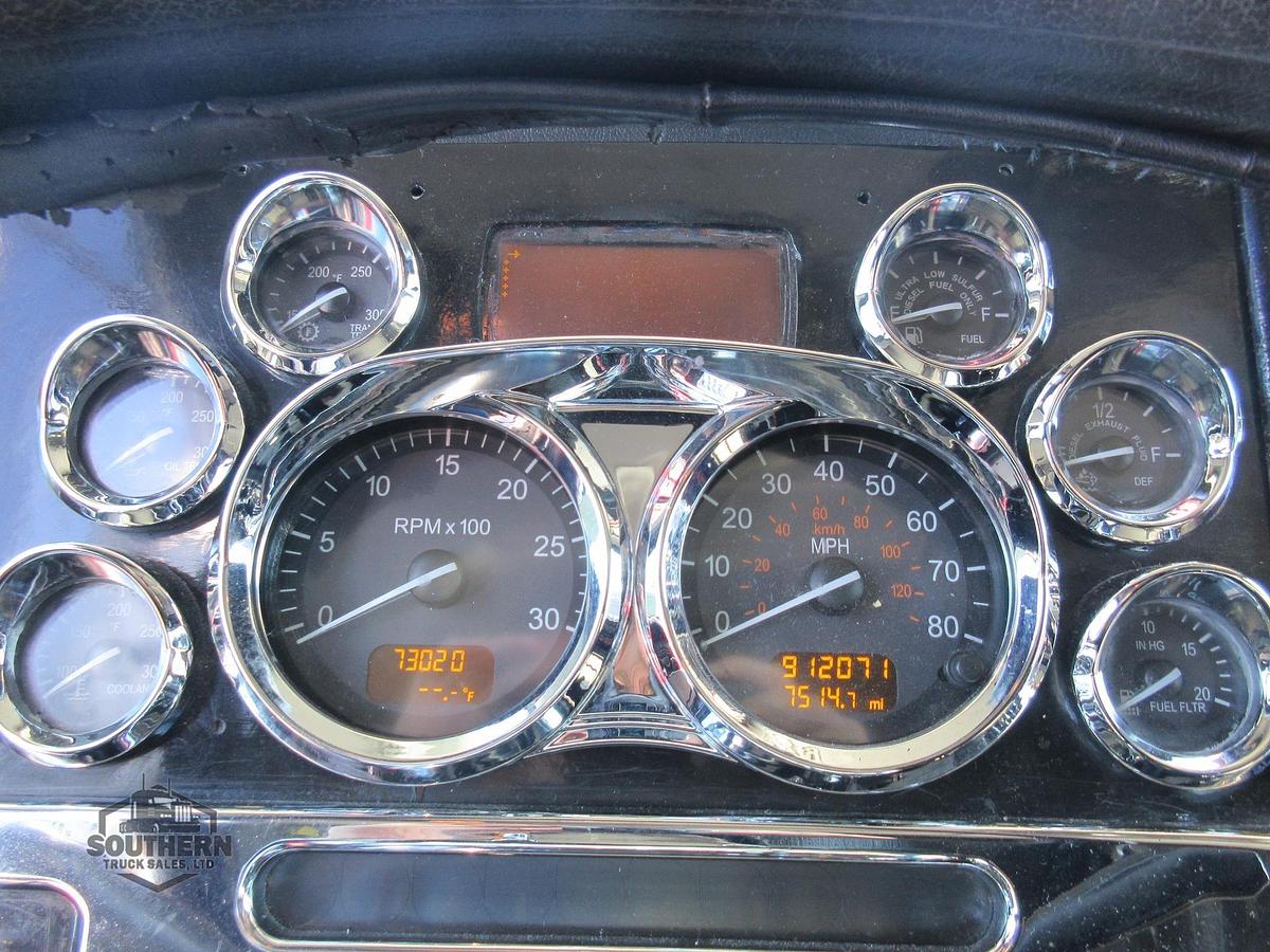 Used 2018 PETERBILT 389