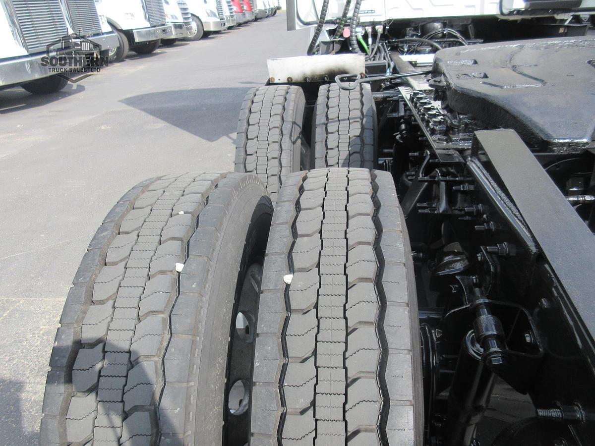 Used 2021 INTERNATIONAL LT