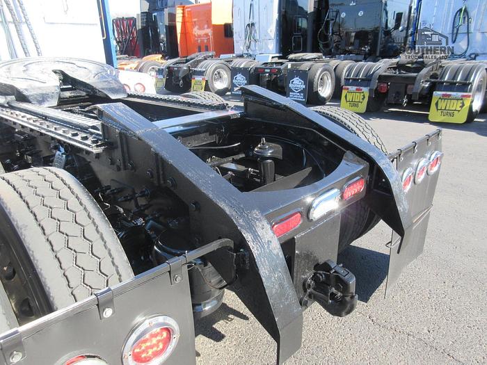 Used 2020 PETERBILT 567