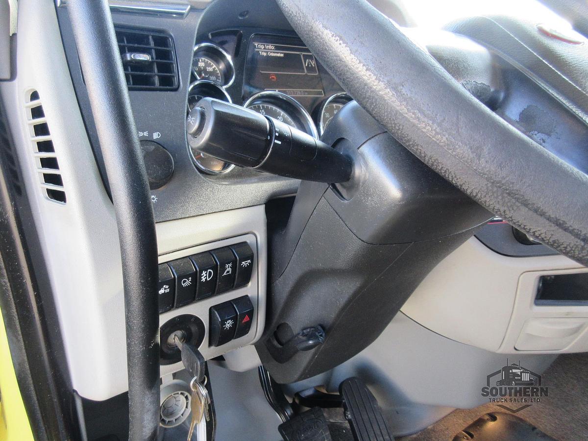 Used 2020 PETERBILT 567