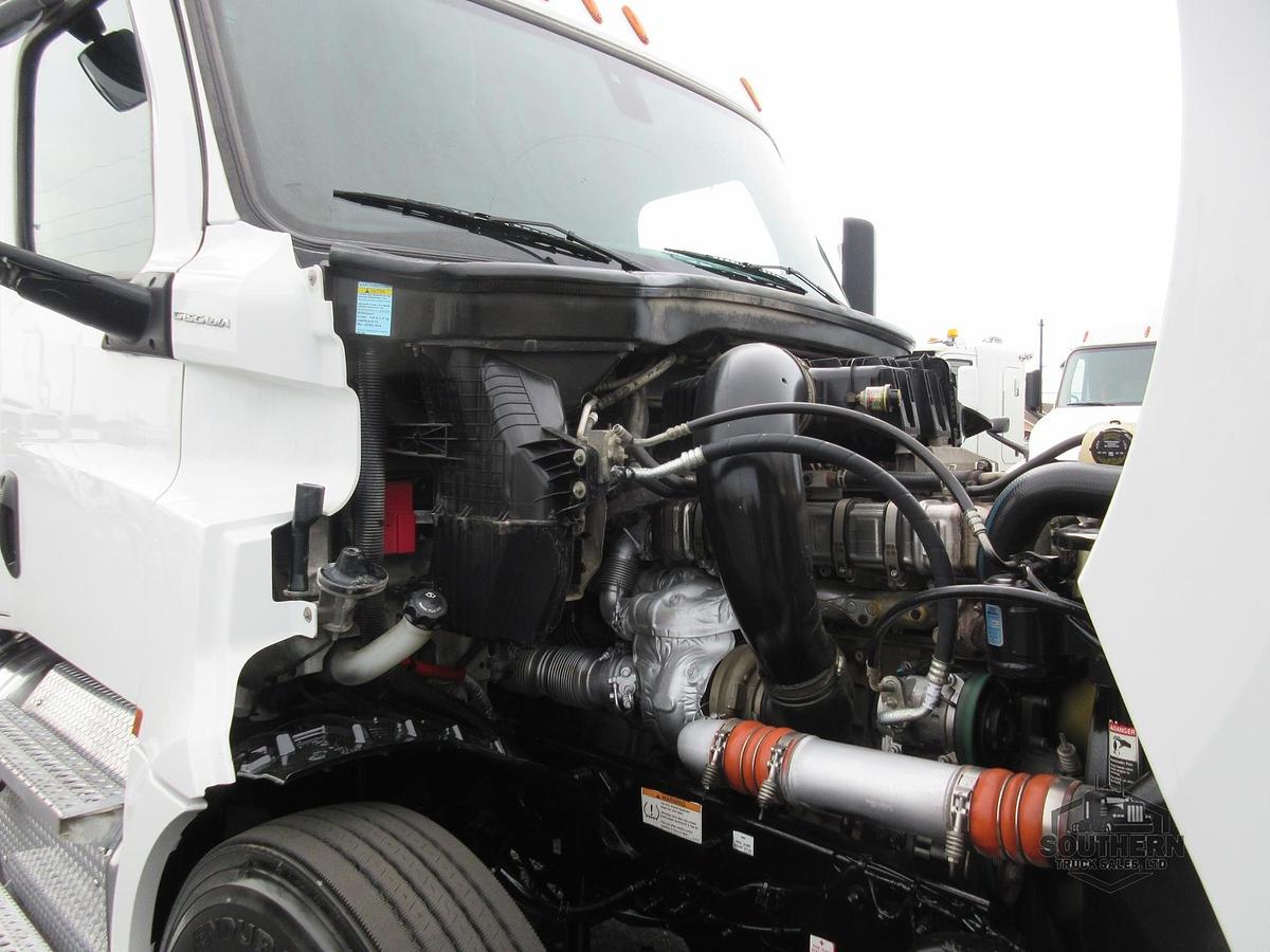 Used 2019 FREIGHTLINER CASCADIA 126