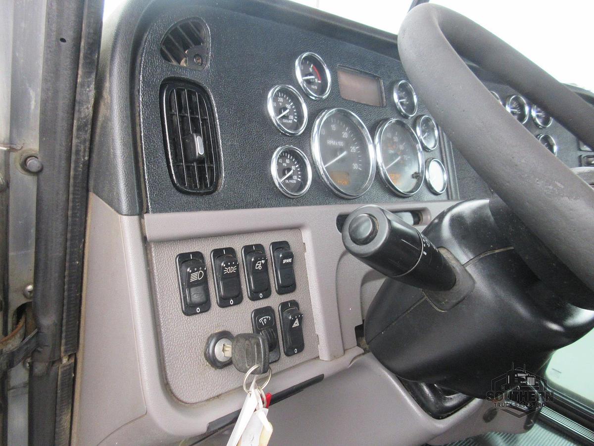 Used 2019 PETERBILT 389