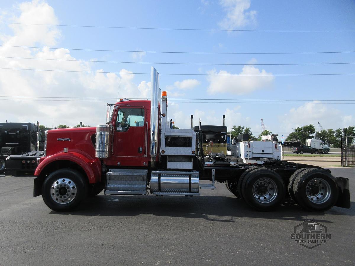 Used 2007 KENWORTH W900
