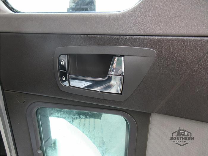 Used 2021 KENWORTH T270