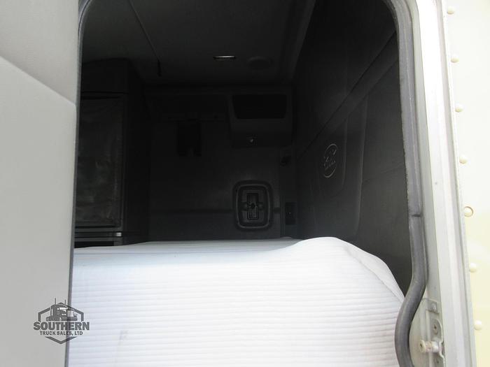 Used 2017 PETERBILT 579