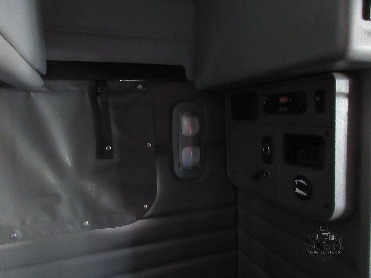 Used 2019 PETERBILT 389