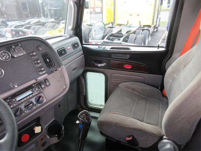 Used 2014 PETERBILT 365