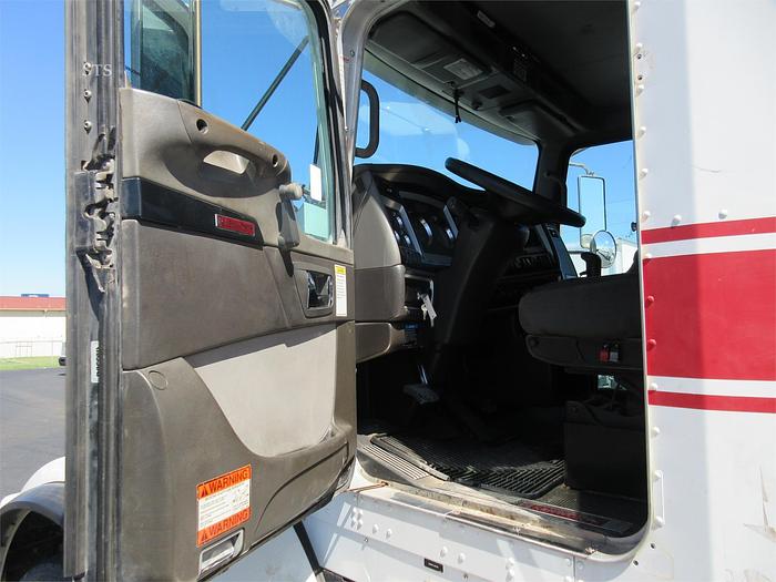 Used 2015 KENWORTH T800