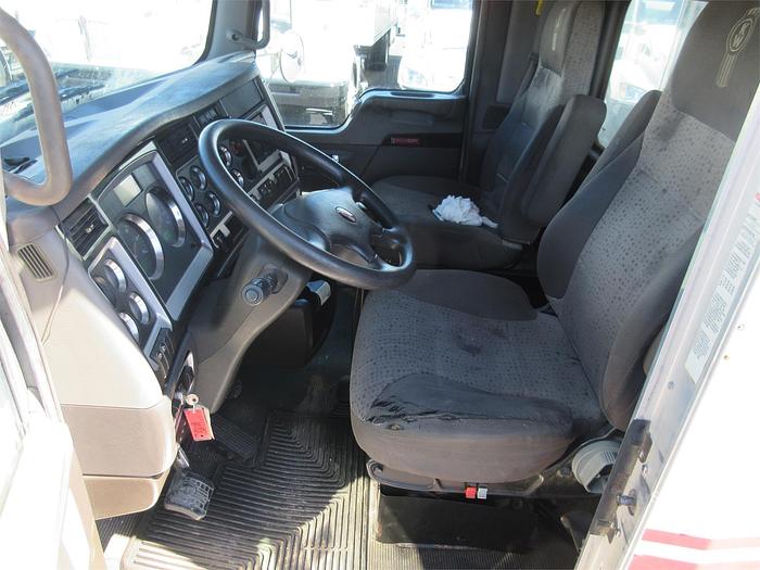 Used 2015 KENWORTH T800