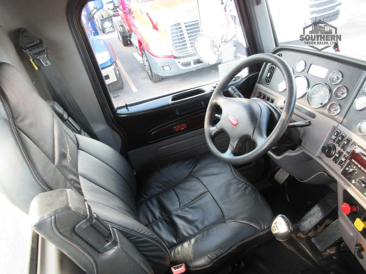 Used 2019 PETERBILT 389