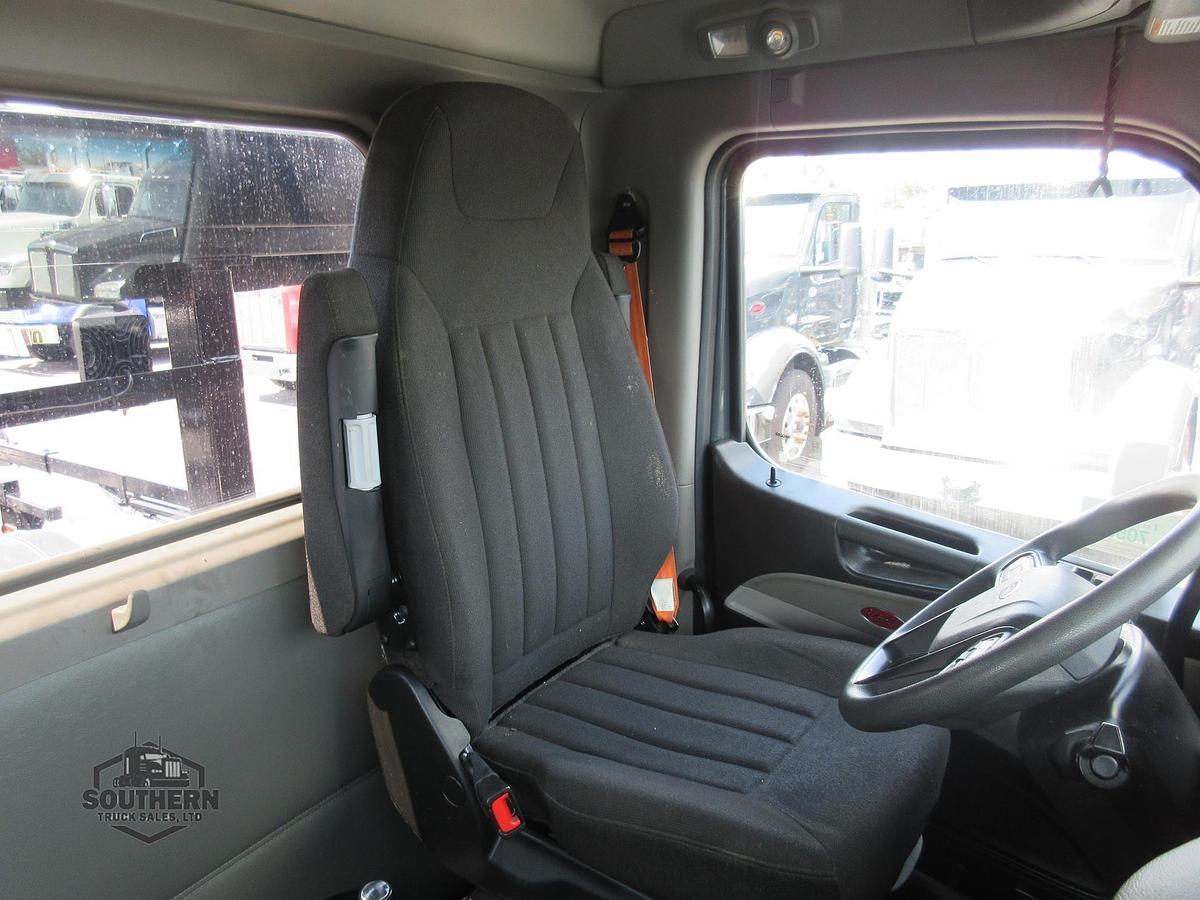 Used 2025 PETERBILT 567