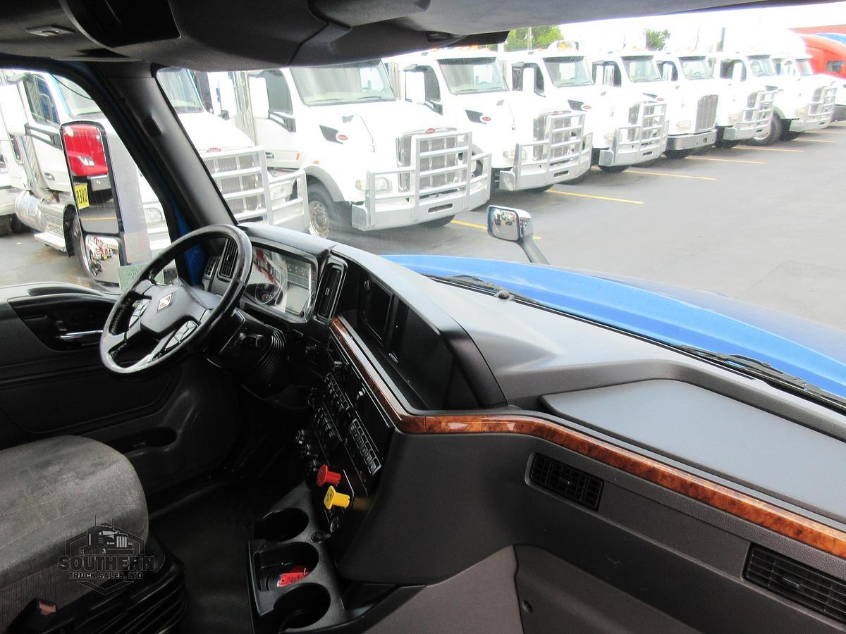 Used 2021 INTERNATIONAL LT