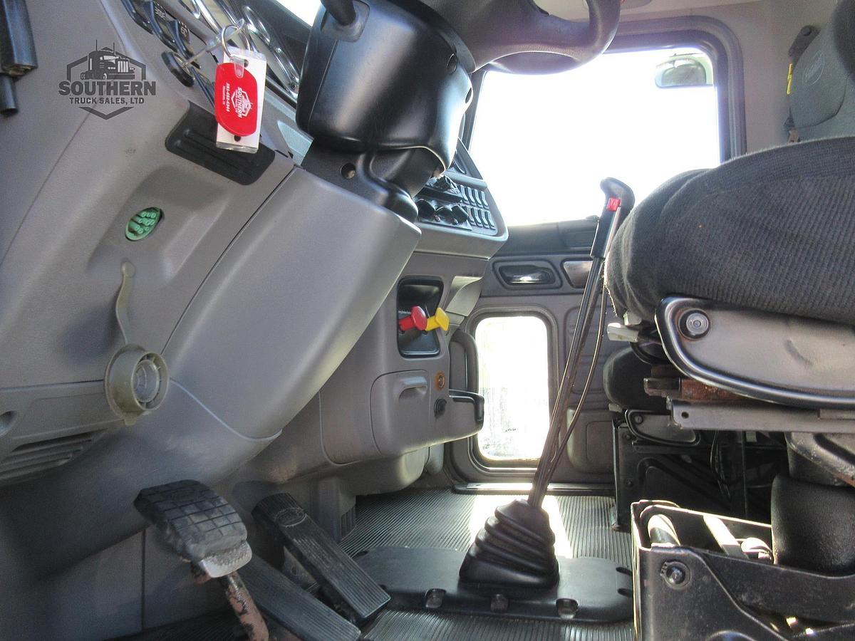 Used 2019 PETERBILT 389