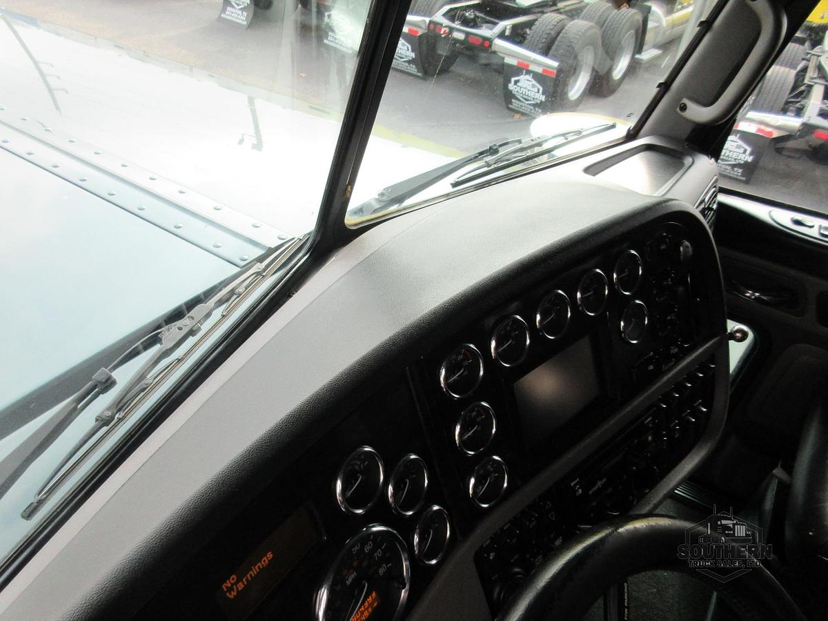 Used 2020 PETERBILT 389