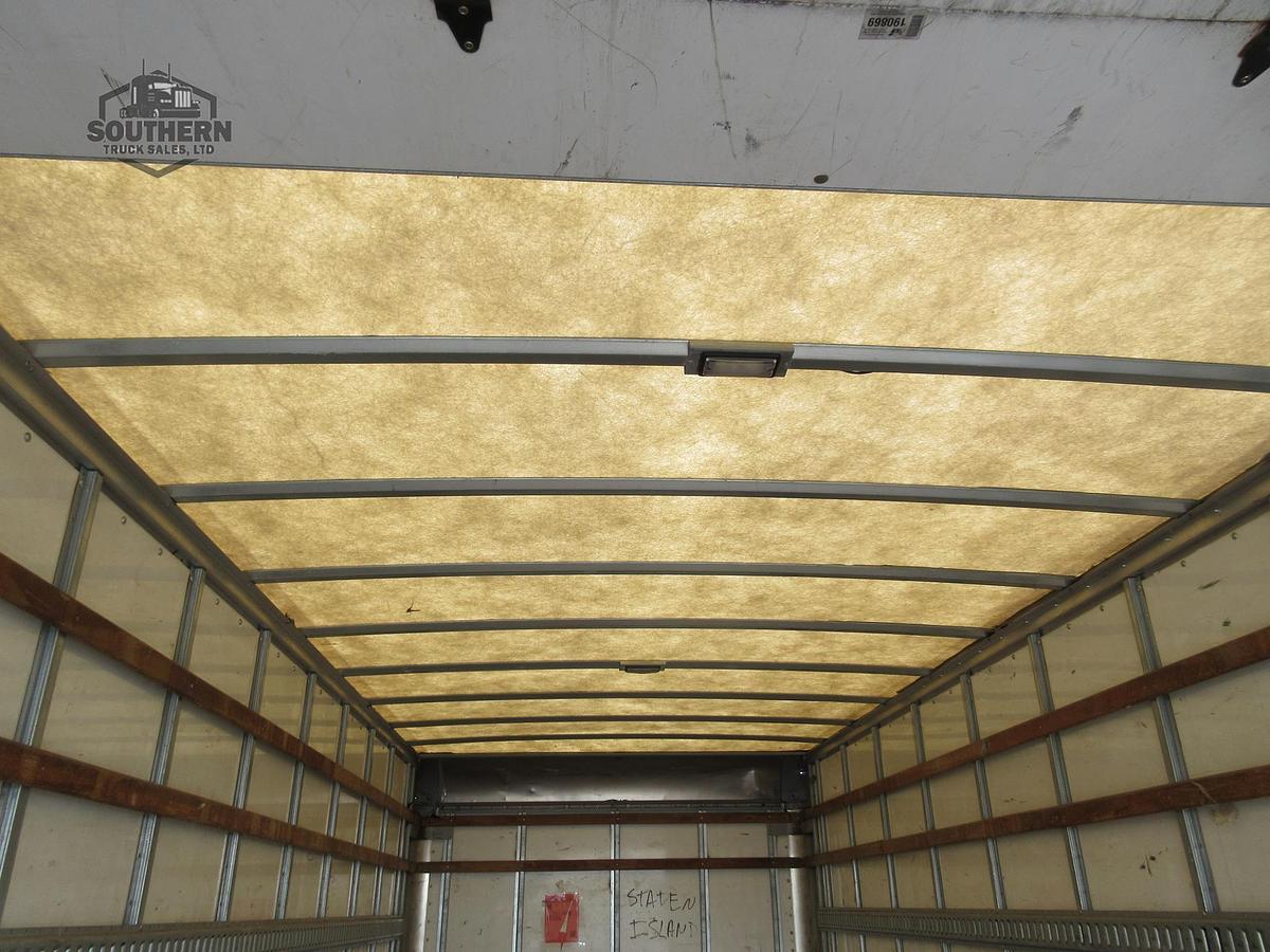 Used 2017 FREIGHTLINER BUSINESS CLASS M2 106