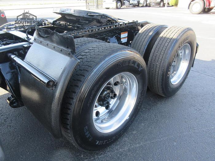 Used 2020 FREIGHTLINER CASCADIA 126