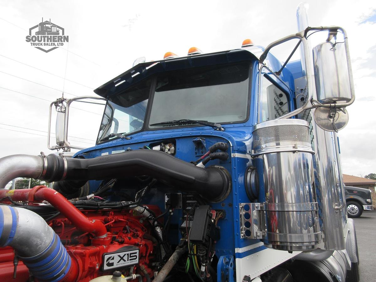 Used 2019 PETERBILT 389