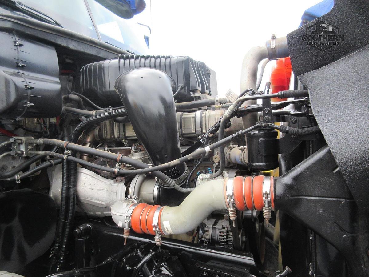 Used 2015 FREIGHTLINER CORONADO 122 SD