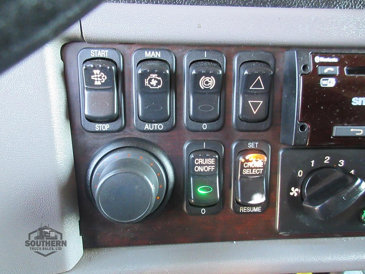 Used 2019 PETERBILT 389