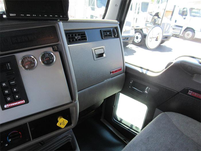 Used 2021 KENWORTH T270