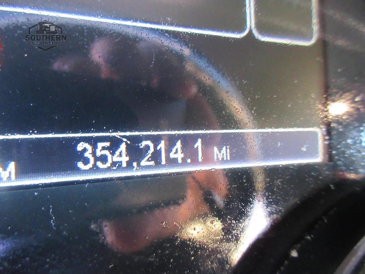 Used 2020 PETERBILT 567