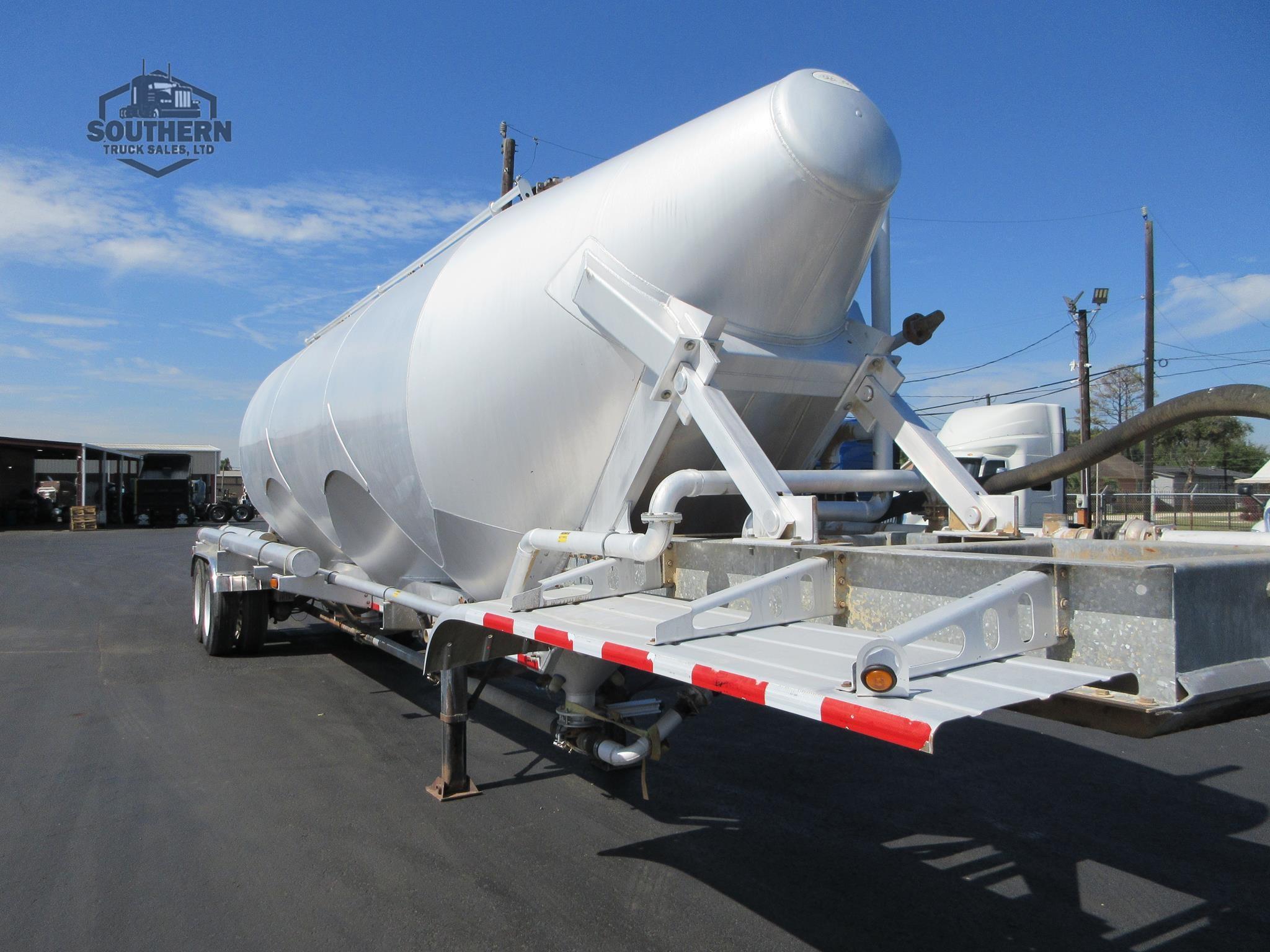 Used 2019 SOUTHERN WELDING Tandem Axle